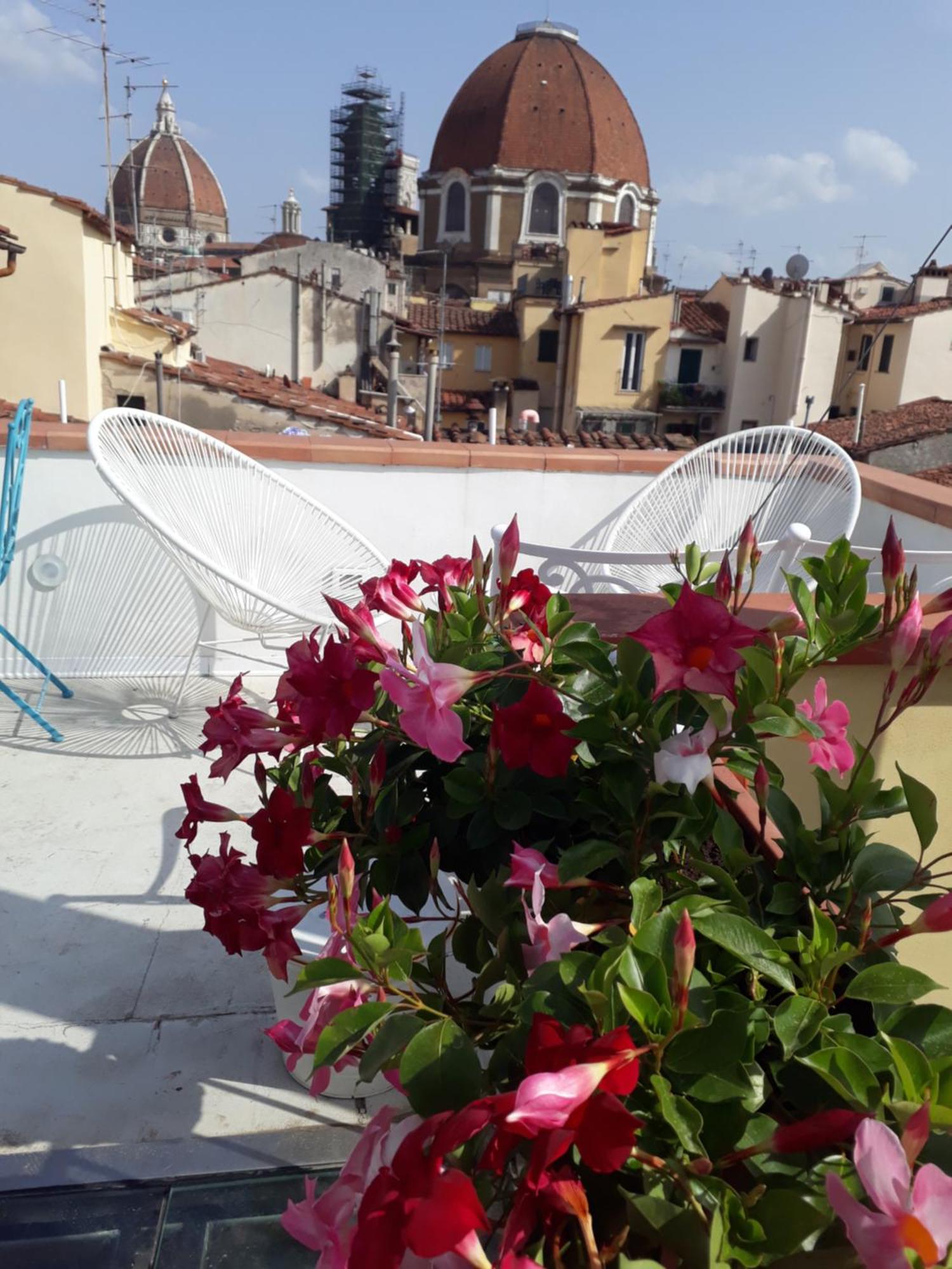 The Florence Dream Terrace - Elena Grey Quarto foto